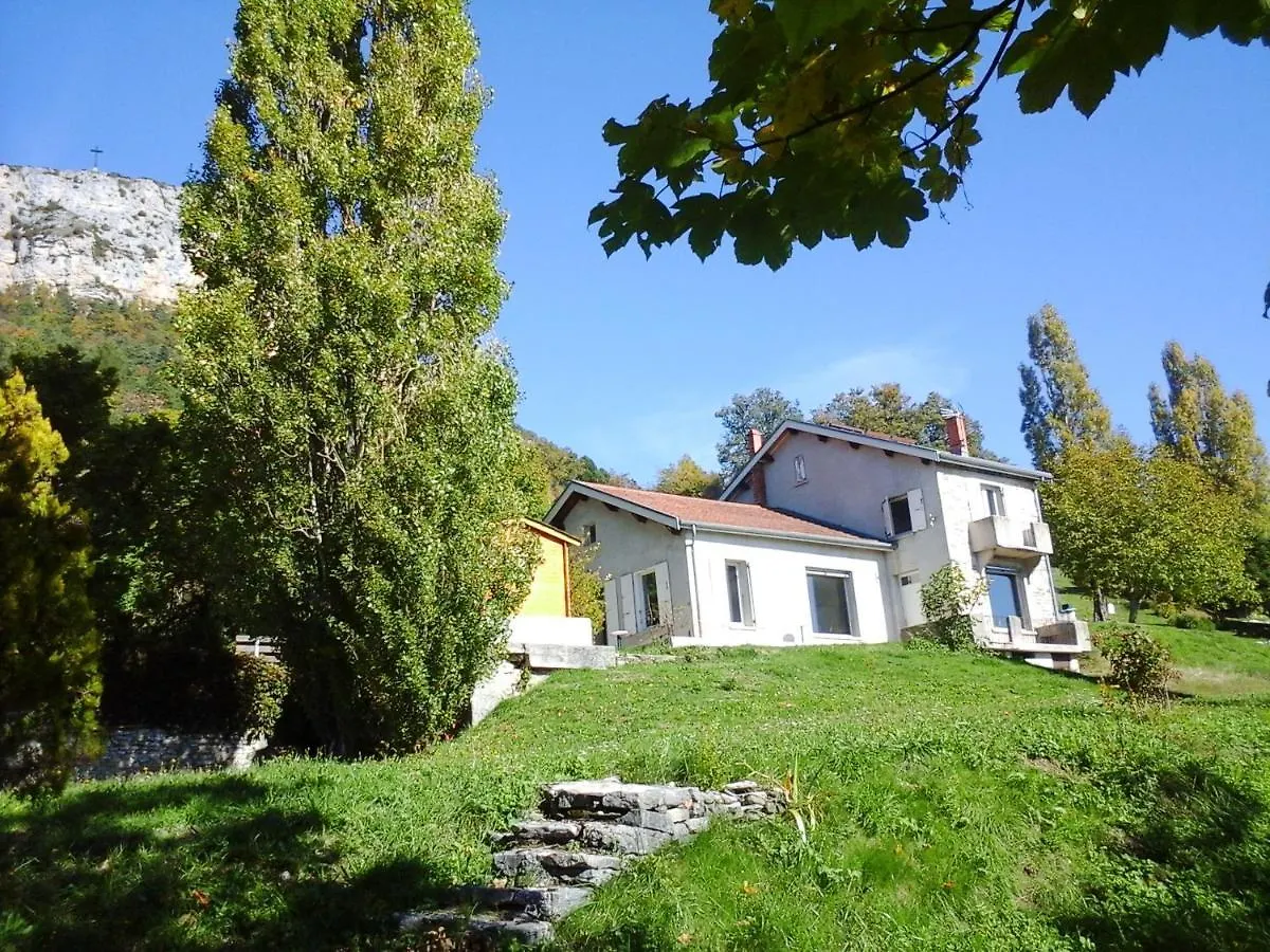 Holiday home Maison Charmante A Plan-De-Baix Avec Vue Montagne.