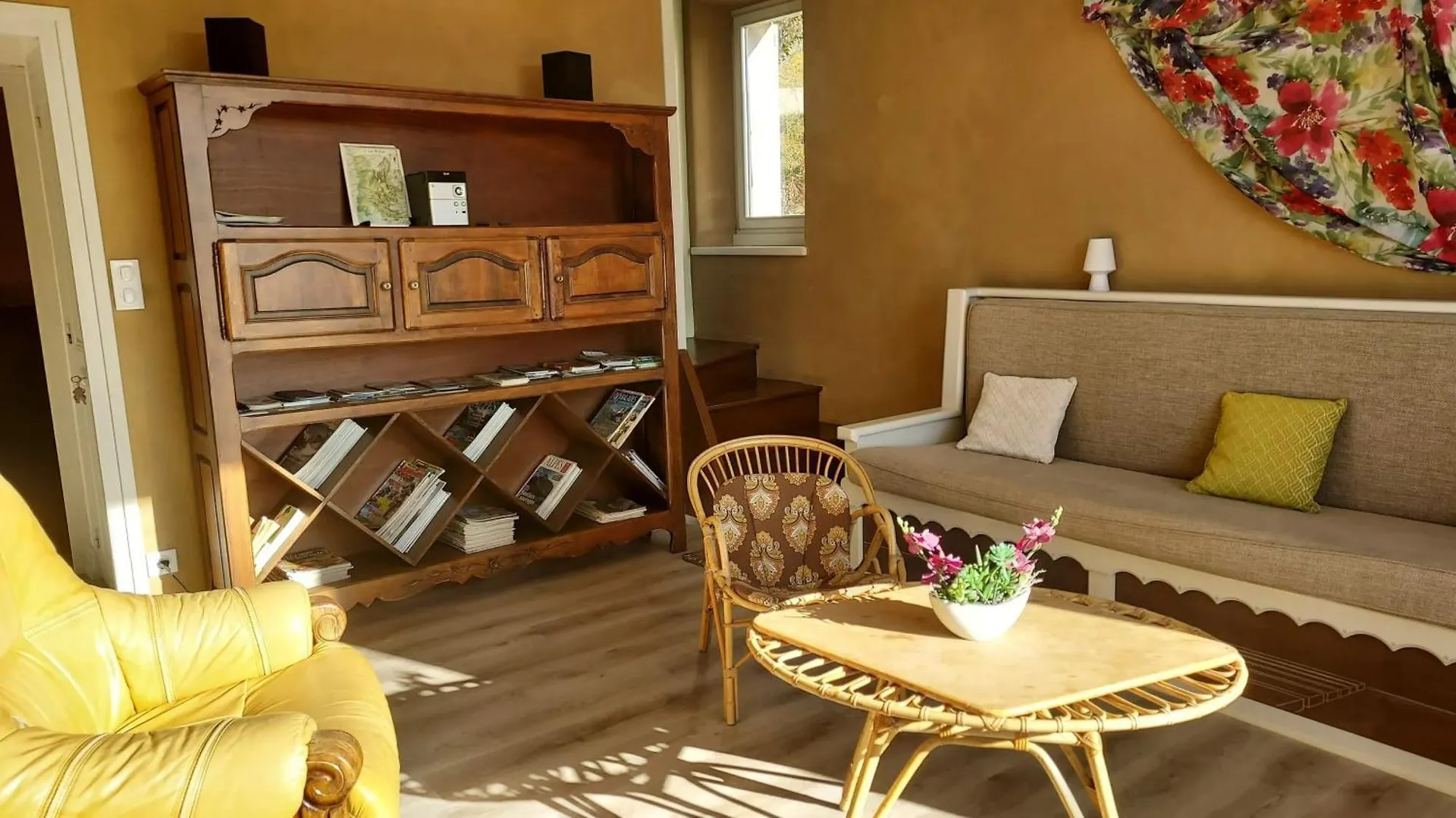 Maison Charmante A Plan-De-Baix Avec Vue Montagne. Holiday home